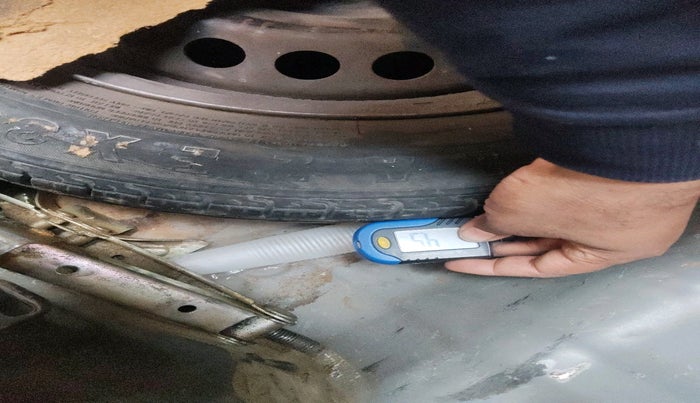 2015 Hyundai Grand i10 SPORTZ 1.2 KAPPA VTVT, Petrol, Manual, 1,06,955 km, tyre