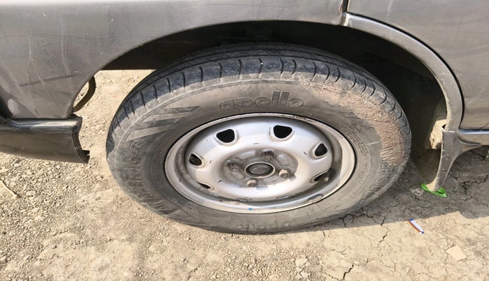 2020 Maruti Eeco 5 STR WITH A/C+HTR, Petrol, Manual, 2,90,922 km, tyre