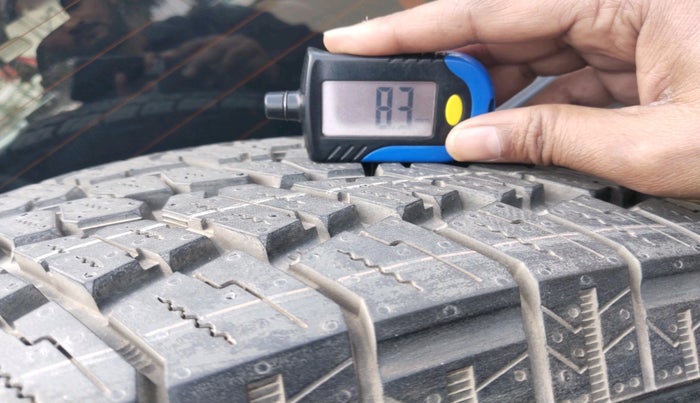 2024 Mahindra Thar LX D HT 2WD MT, Diesel, Manual, 9,429 km, tyre