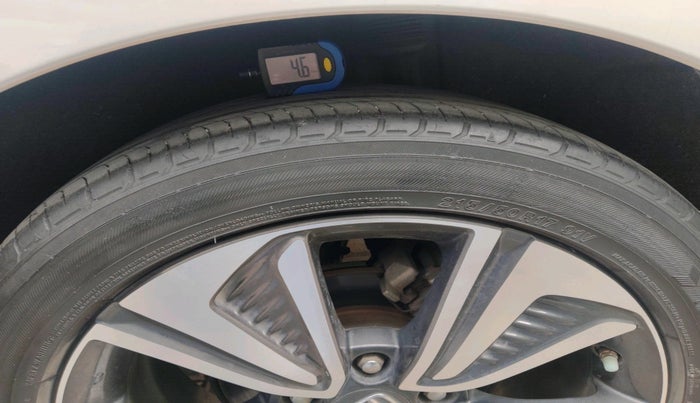 2019 Honda Civic 1.8L I-VTEC ZX CVT, Petrol, Automatic, 98,080 km, tyre