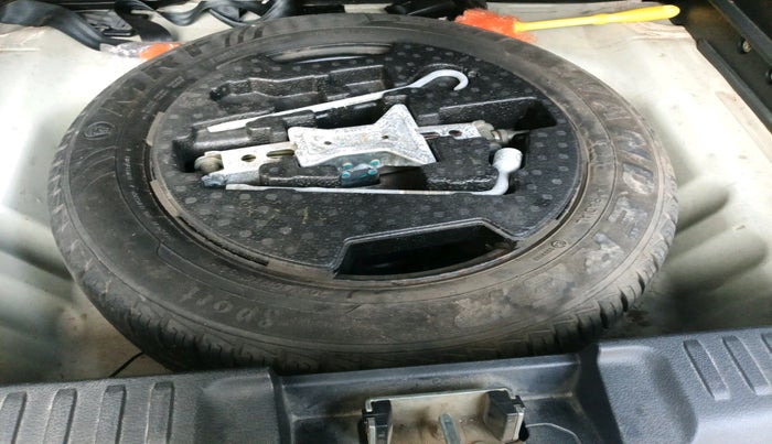 2017 Maruti Vitara Brezza VDI (O), Diesel, Manual, 67,460 km, tyre