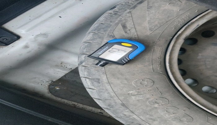 2021 KIA SELTOS HTK PLUS 1.5, Petrol, Manual, 46,517 km, tyre