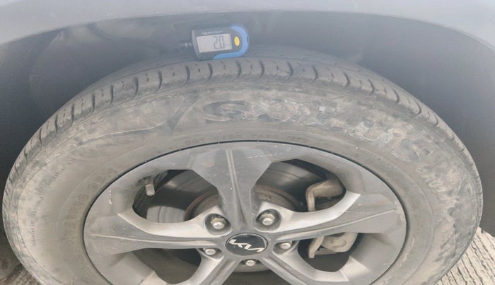 2021 KIA SELTOS HTK PLUS 1.5, Petrol, Manual, 46,517 km, tyre