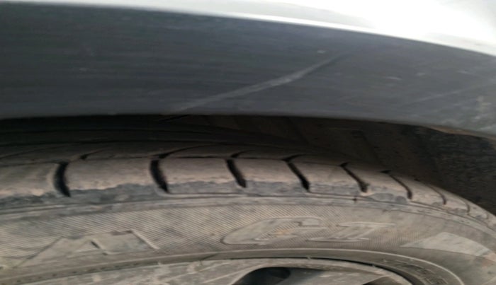 2016 Maruti S Cross ZETA 1.3, Diesel, Manual, 1,08,261 km, tyre