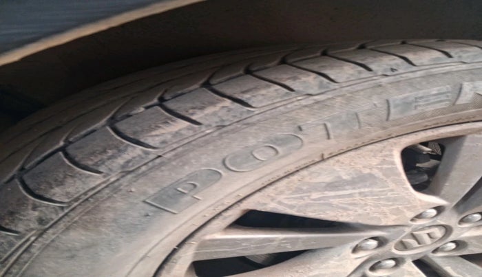 2016 Maruti S Cross ZETA 1.3, Diesel, Manual, 1,08,261 km, tyre