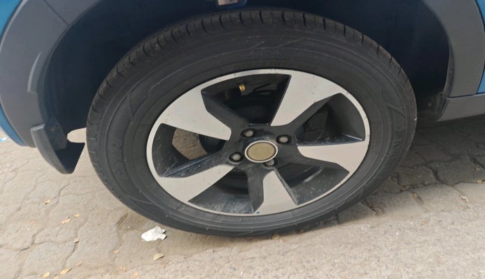 2018 Tata NEXON XZ PLUS PETROL, Petrol, Manual, 29,999 km, tyre