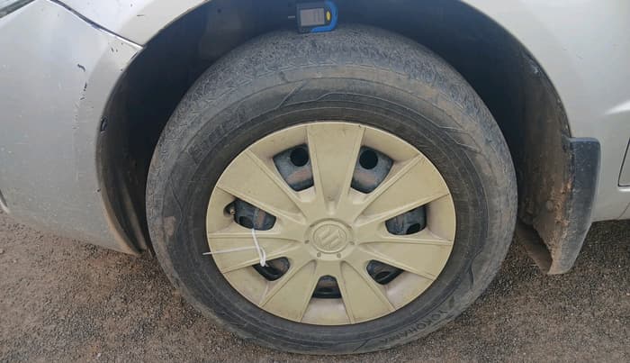 2012 Maruti SX4 VDI, Diesel, Manual, 2,04,596 km, tyre