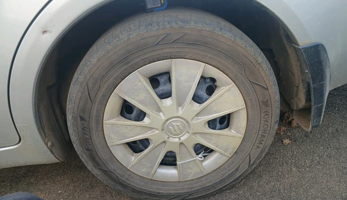 2012 Maruti SX4 VDI, Diesel, Manual, 2,04,596 km, tyre