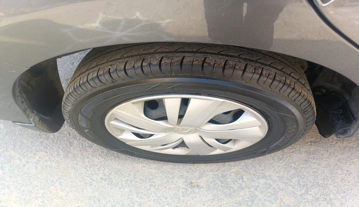 2018 Honda Amaze 1.2L I-VTEC S, Petrol, Manual, 45,019 km, tyre