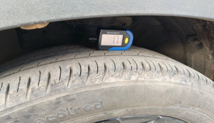 2023 Hyundai VENUE  SX(O) 1.0 Turbo MT Knight Edition, Petrol, Manual, 59,886 km, tyre