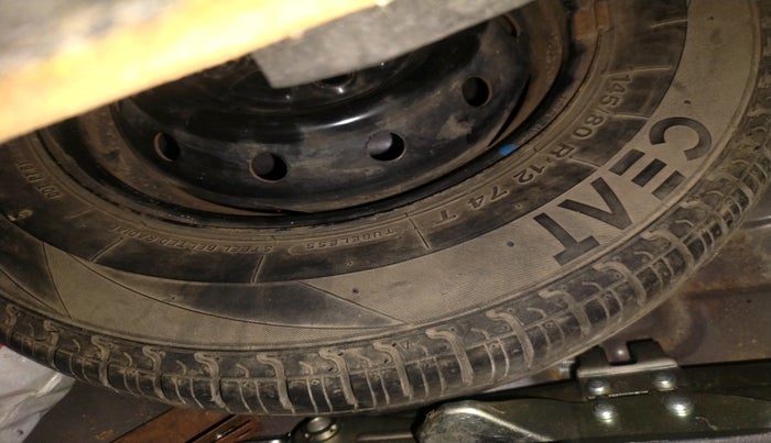 2017 Maruti Alto 800 LXI, Petrol, Manual, 6,055 km, tyre