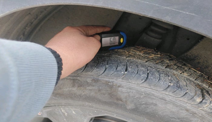 2023 KIA SELTOS HTK PLUS 1.5 IMT, Petrol, Manual, 8,056 km, tyre