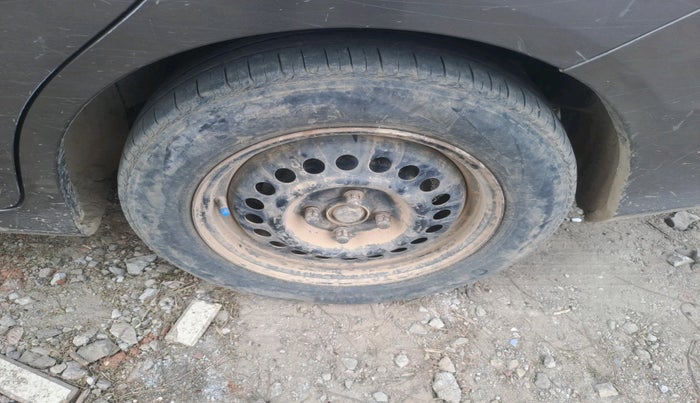 2015 Honda Mobilio 1.5L I-VTEC S, CNG, Manual, 86,095 km, tyre