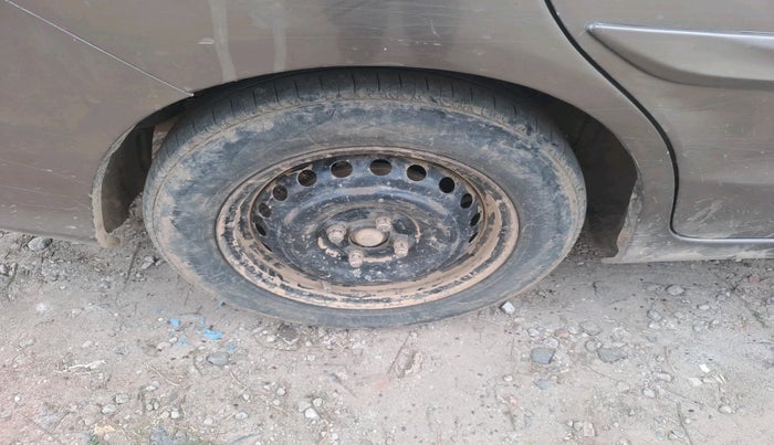 2015 Honda Mobilio 1.5L I-VTEC S, CNG, Manual, 86,095 km, tyre