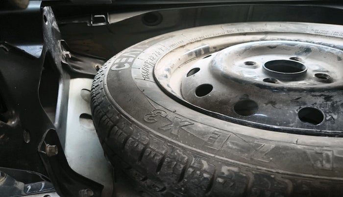 2017 Maruti Wagon R 1.0 LXI CNG, Petrol, Manual, 1,09,000 km, tyre