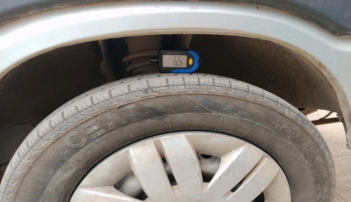 2018 Maruti OMNI E 8 STR, Petrol, Manual, 48,495 km, tyre