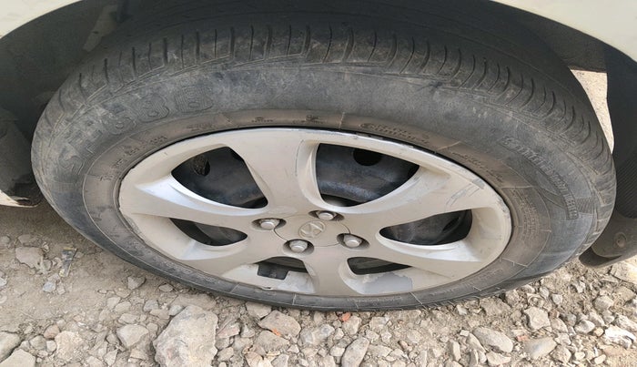 2012 Hyundai Verna FLUIDIC 1.6 CRDI EX, Diesel, Manual, 95,662 km, tyre