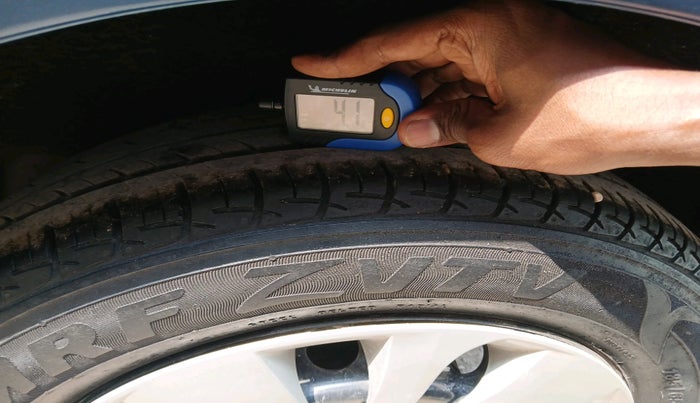 2017 Maruti Baleno DELTA PETROL 1.2, Petrol, Manual, 69,311 km, tyre