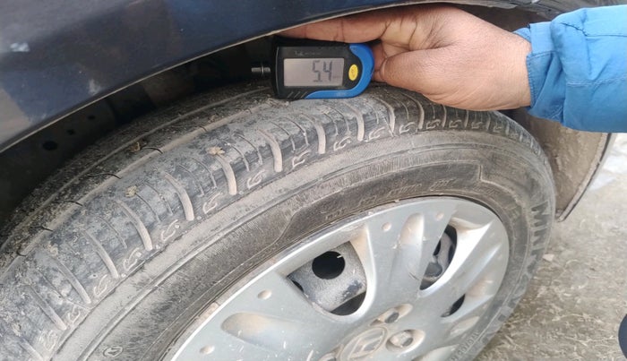 2015 Honda Amaze 1.2L I-VTEC S, Petrol, Manual, 74,172 km, tyre