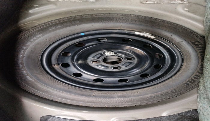 2014 Maruti Ritz VXI, Petrol, Manual, 52,657 km, tyre