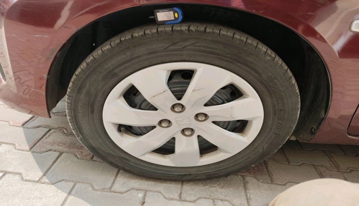 2014 Honda Mobilio 1.5L I-VTEC S, Petrol, Manual, 18,974 km, tyre