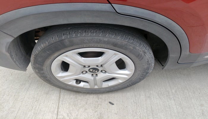 2020 KIA SONET HTX 1.5, Diesel, Manual, 70,296 km, tyre