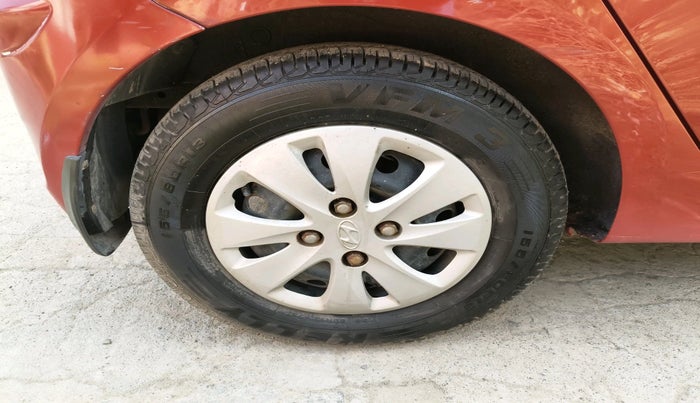 2011 Hyundai i10 SPORTZ 1.2 AT, Petrol, Automatic, 33,364 km, tyre