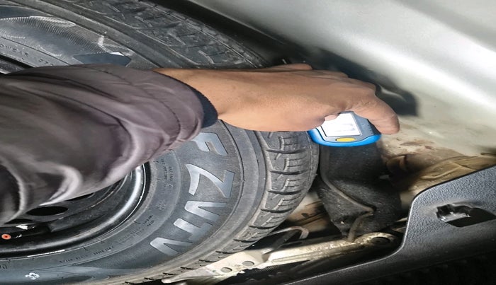 2016 Maruti Baleno ZETA DIESEL 1.3, Diesel, Manual, 70,794 km, tyre