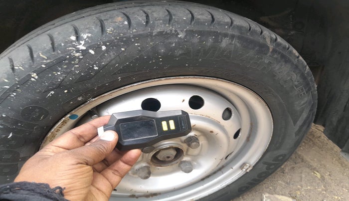 2014 Maruti Wagon R 1.0 LXI, Petrol, Manual, 74,675 km, tyre