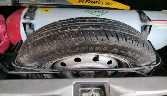 2019 Maruti New Wagon-R LXI CNG 1.0, Petrol, Manual, 55,582 km, tyre