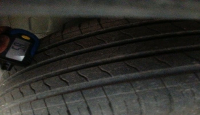 2023 KIA CARENS  PRESTIGE PLUS 1.5 TURBO PETROL DCT 7 STR, Petrol, Automatic, 20,166 km, tyre