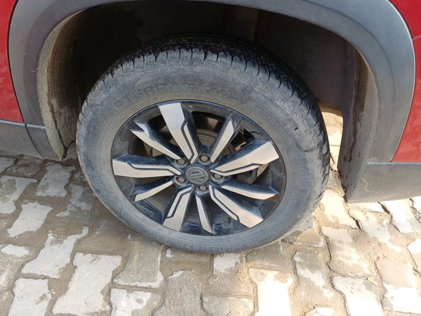 2020 MG HECTOR SHARP 2.0 DIESEL, Diesel, Manual, 89,500 km, tyre