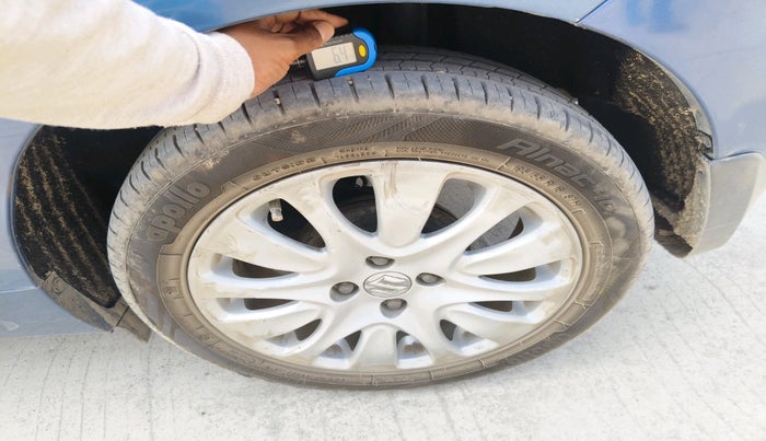 2016 Maruti Baleno ZETA CVT PETROL 1.2, Petrol, Automatic, 72,647 km, tyre