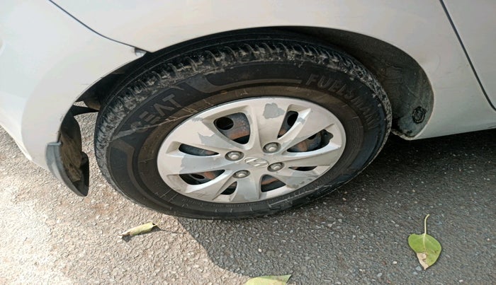 2013 Hyundai i10 MAGNA 1.2, Petrol, Manual, 86,986 km, tyre