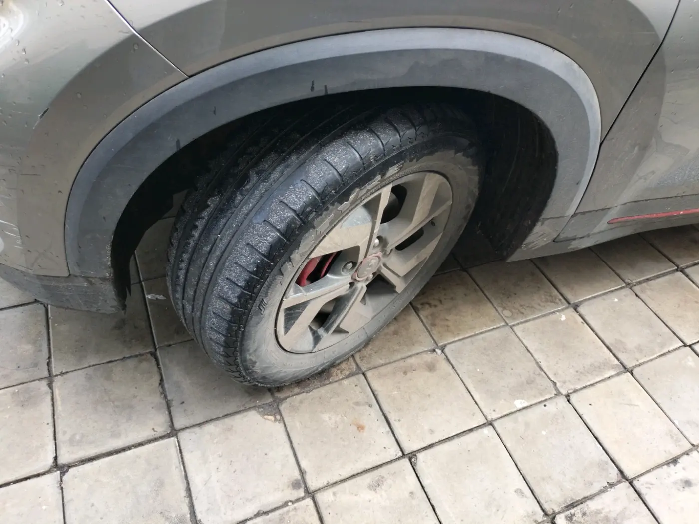 2021 KIA SONET GTX PLUS 1.5 AT, Diesel, Automatic, 1,70,144 km, tyre
