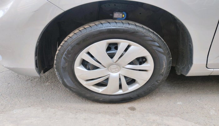 2023 Honda Amaze 1.2L I-VTEC S, Petrol, Manual, 39,483 km, tyre