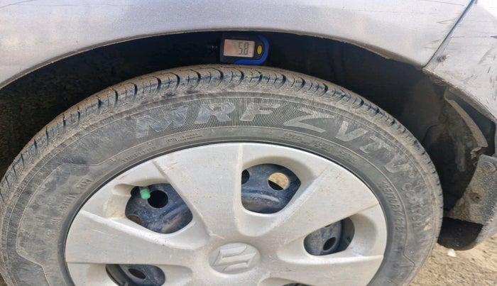 2015 Maruti Celerio VXI, Petrol, Manual, 1,67,165 km, tyre