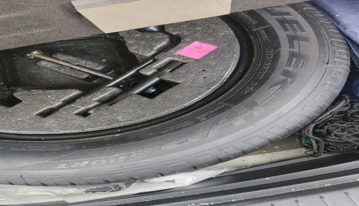 2018 Hyundai Creta SX AT 1.6 PETROL, Petrol, Automatic, 31,931 km, tyre