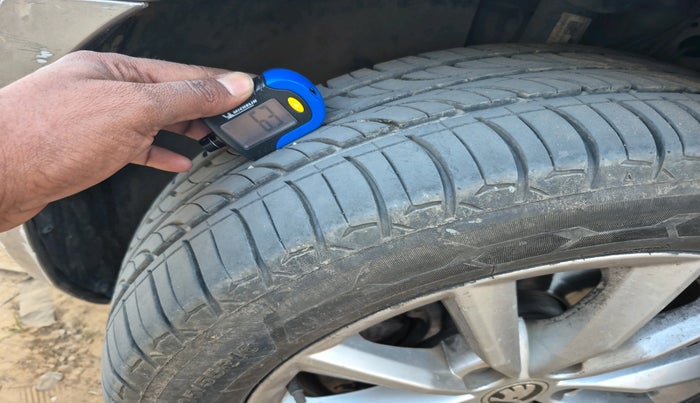 2016 Skoda Octavia 2.0 TDI CR STYLE PLUS AT, Diesel, Automatic, 75,268 km, tyre