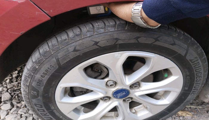 2016 Ford Figo Aspire TITANIUM 1.2 PETROL, Petrol, Manual, 68,316 km, tyre