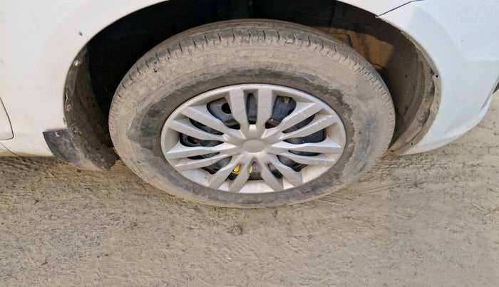 2015 Maruti Swift VDI, Diesel, Manual, 1,67,372 km, tyre