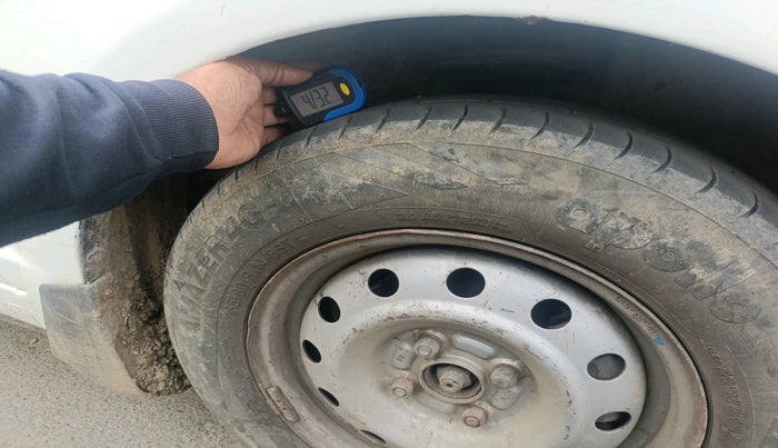 2014 Maruti Swift Dzire LDI, Diesel, Manual, 1,10,553 km, tyre