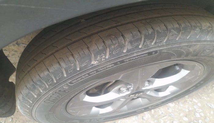 2020 KIA SELTOS HTK PLUS AT 1.5 DIESEL, Diesel, Automatic, 81,690 km, tyre