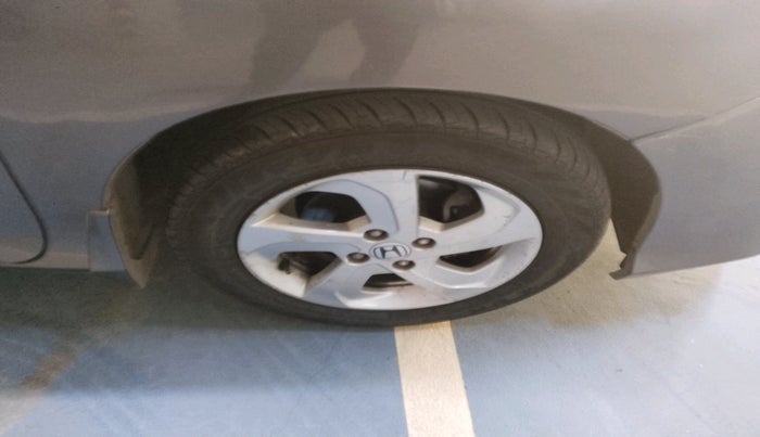 2015 Honda City 1.5L I-VTEC VX CVT, Petrol, Automatic, 92,624 km, tyre