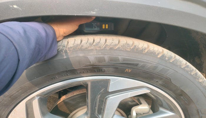 2020 KIA SELTOS HTE 1.5 DIESEL, Diesel, Manual, 23,181 km, tyre