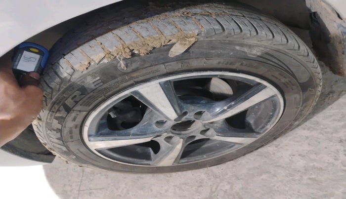 2016 Maruti Alto K10 VXI, Petrol, Manual, 1,15,696 km, tyre