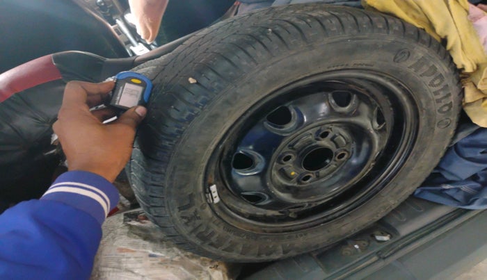 2016 Maruti Alto K10 VXI, Petrol, Manual, 1,15,696 km, tyre