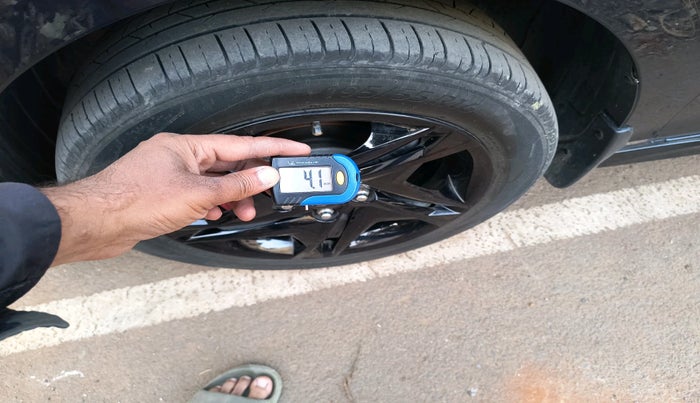 2024 Hyundai NEW I20 SPORTZ 1.2 MT, Petrol, Manual, 46,451 km, tyre