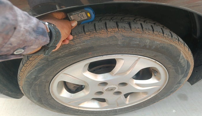 2015 Renault Lodgy 85 PS RXZ, Diesel, Manual, 1,58,264 km, tyre