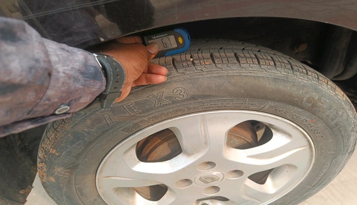 2015 Renault Lodgy 85 PS RXZ, Diesel, Manual, 1,58,264 km, tyre